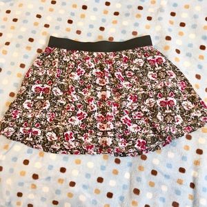 ✨ Cotton On | Floral Short Skirt